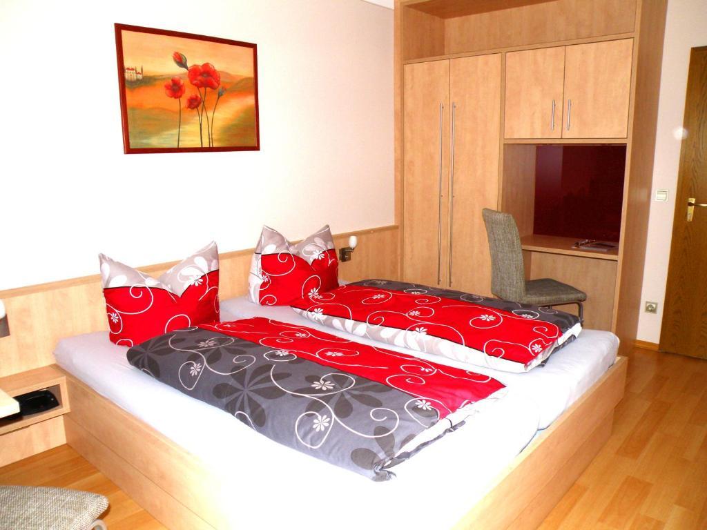 Zum Schwarzen Baeren Otel Vohenstrauss Oda fotoğraf
