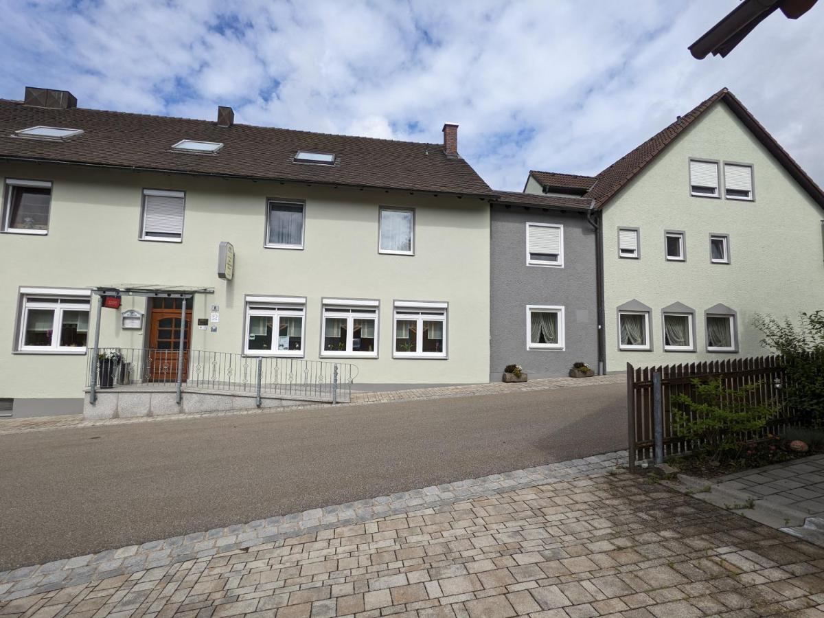 Zum Schwarzen Baeren Otel Vohenstrauss Dış mekan fotoğraf