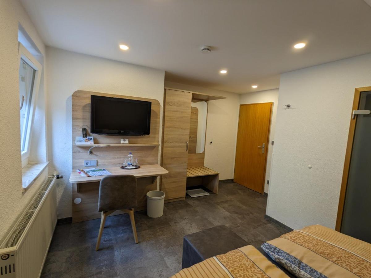 Zum Schwarzen Baeren Otel Vohenstrauss Dış mekan fotoğraf