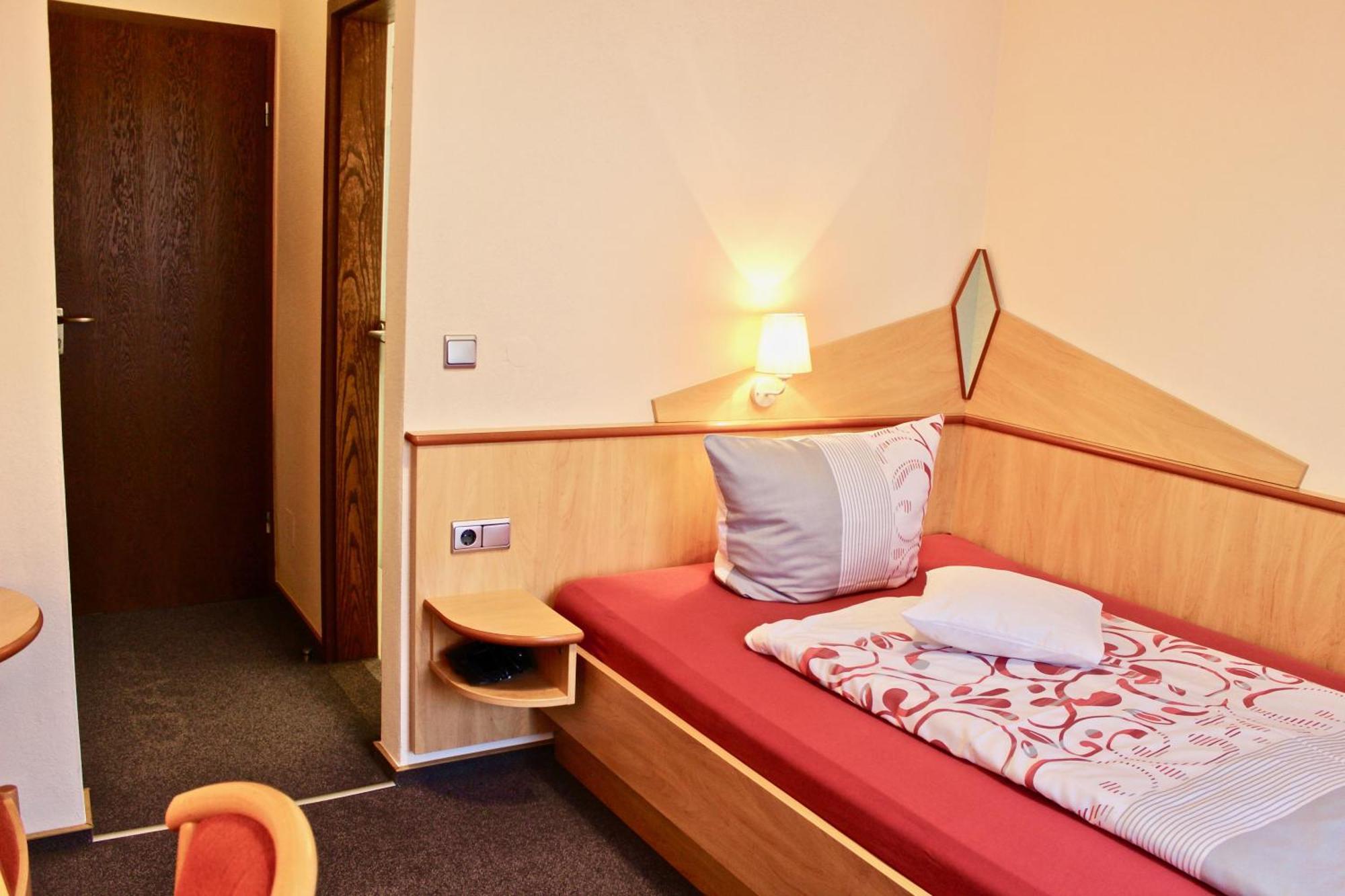 Zum Schwarzen Baeren Otel Vohenstrauss Dış mekan fotoğraf