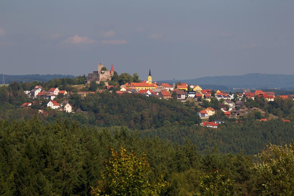 Zum Schwarzen Baeren Otel Vohenstrauss Dış mekan fotoğraf
