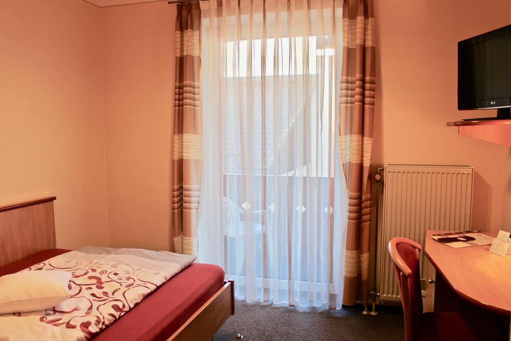 Zum Schwarzen Baeren Otel Vohenstrauss Dış mekan fotoğraf
