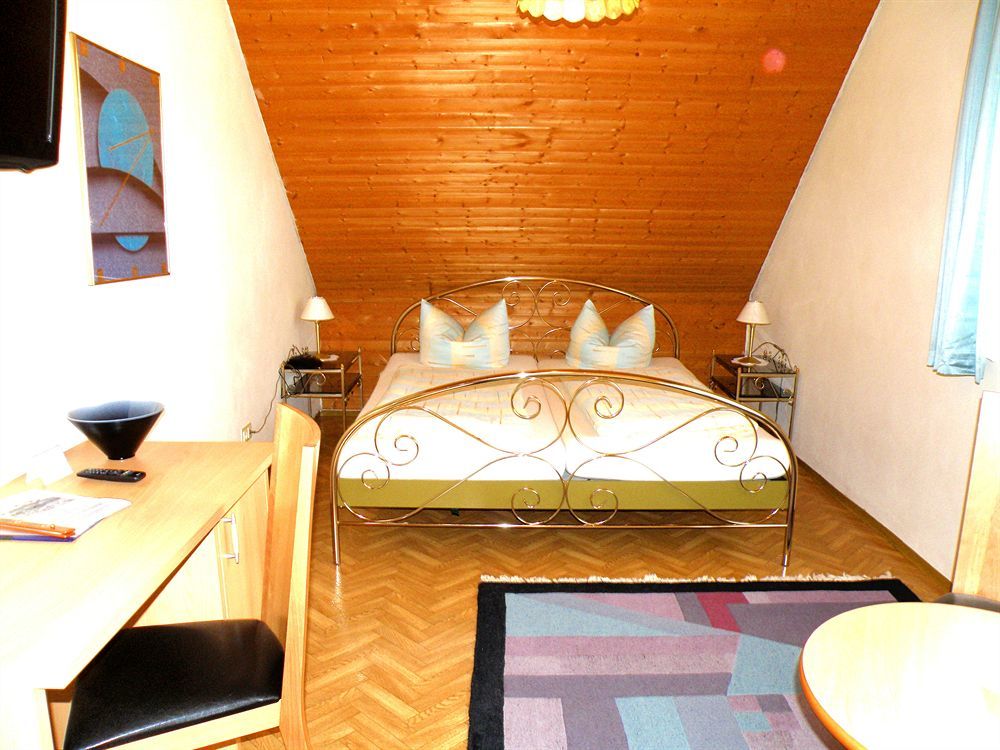 Zum Schwarzen Baeren Otel Vohenstrauss Dış mekan fotoğraf
